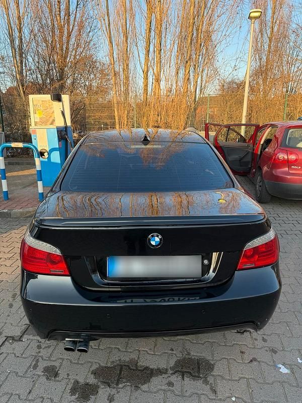 Gebraucht BMW 525 280 PS (205 kW) 2007 Schwarz Limousine