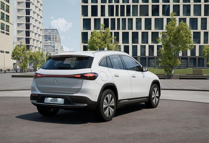 Gebraucht Mercedes EQA250 Progressive 139 kW (190 PS) 2025 Unilack polarweiß SUV