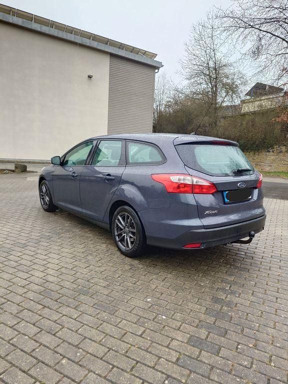 Gebraucht Ford Focus SYNC Edition 116 PS (85 kW) 2013 Grau Limousine