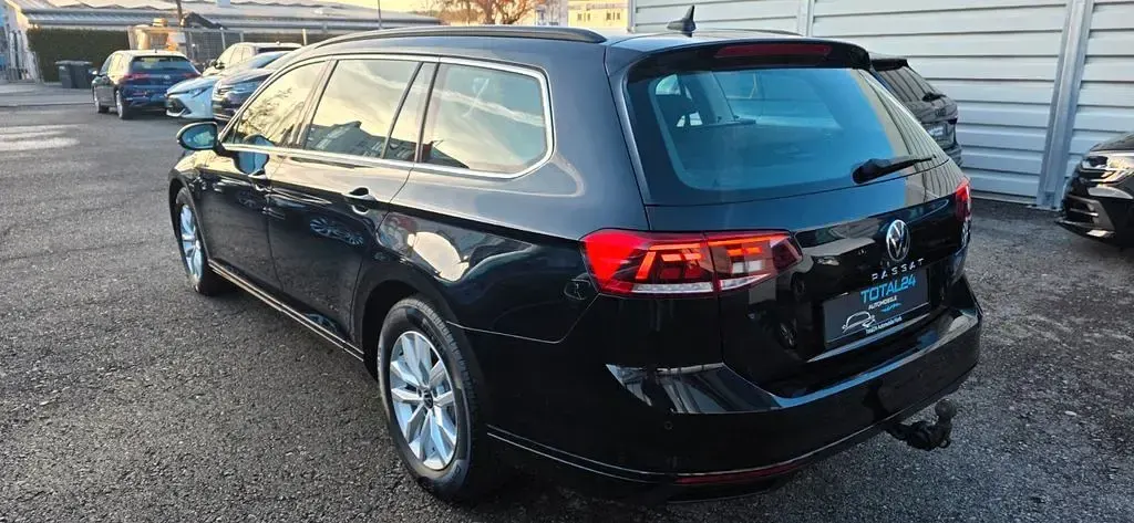 Gebraucht VW Passat Business 150 PS (110 kW) 2020 Schwarz Kombi