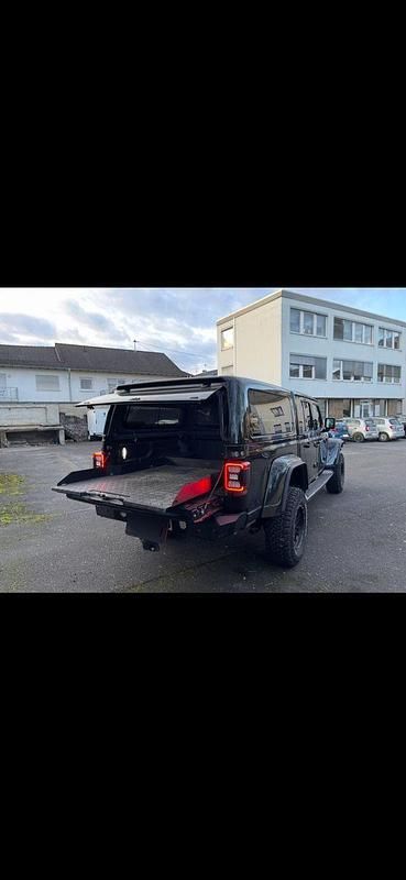 Gebraucht Jeep Gladiator 265 PS (194 kW) 2021 Schwarz Pickup
