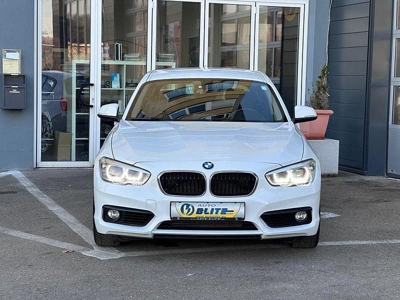 Gebraucht BMW 120 Advantage 190 PS (139 kW) 2015 Weiß Kleinwagen