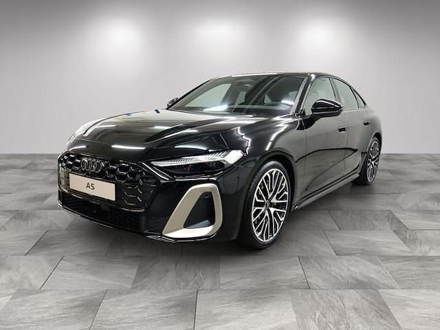 Gebraucht Audi A5 Ambiente 204 PS (150 kW) 2025 Mythosschwarz metallic Coupé