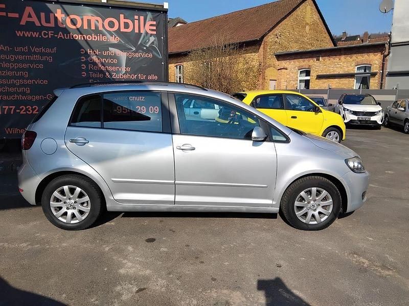 Gebraucht VW Golf VI 102 PS (75 kW) 2009 Silber Kleinwagen