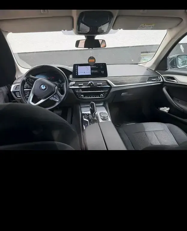 Gebraucht BMW 520 190 PS (139 kW) 2021 Schwarz Limousine