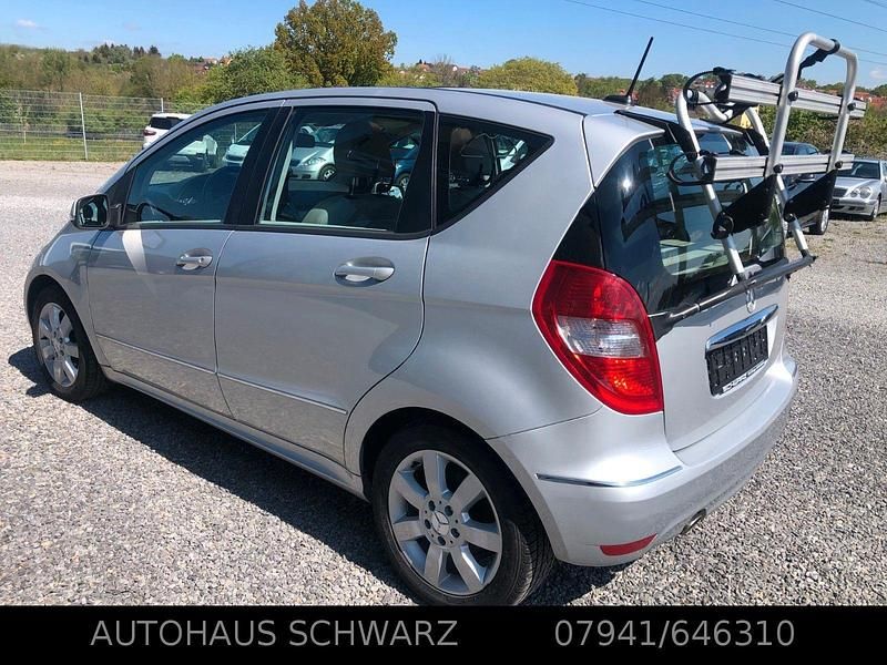 Gebraucht Mercedes A170 Elegance 116 PS (85 kW) 2008 Silber Limousine