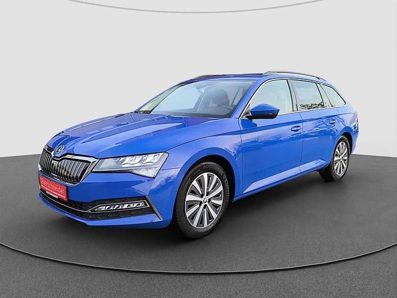 Gebraucht Skoda Superb Ambition 156 PS (114 kW) 2022 Blau Kombi