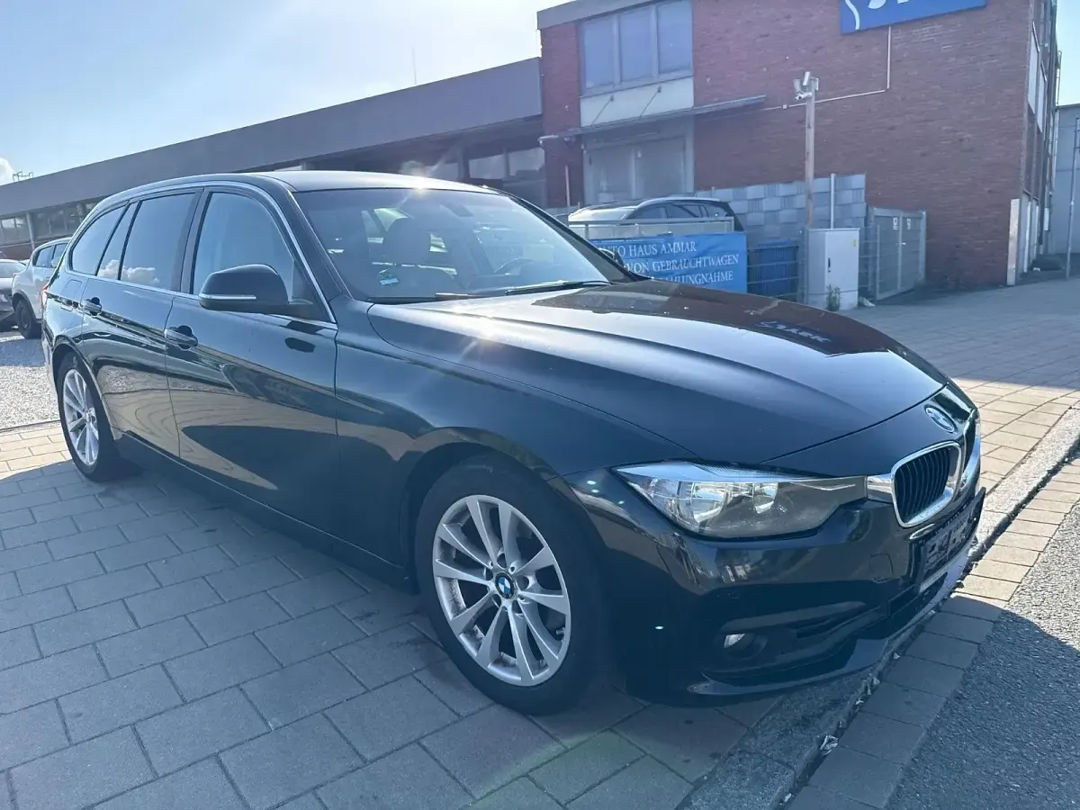 Gebraucht BMW 320 Performance 163 PS (119 kW) 2016 Schwarz Kombi