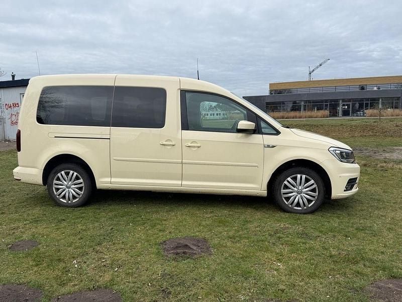 Gebraucht VW Caddy Maxi 150 PS (110 kW) 2018 Gelb Van / Kleinbus