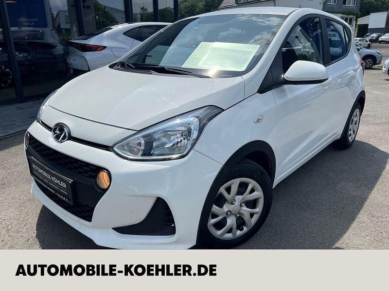 Polar white / sol Gebraucht 2019 Hyundai i10 Trend Kleinwagen | 10.990 € (Fairer Preis) - Bild 1/4