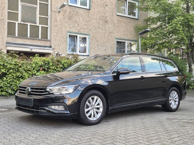 Schwarz Gebraucht 2020 VW Passat Business Kombi | 15.300 € (Superpreis) - Bild 1/4