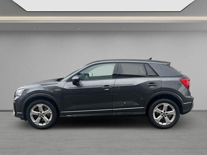 Gebraucht Audi Q2 S-Line 150 PS (110 kW) 2025 Grau SUV