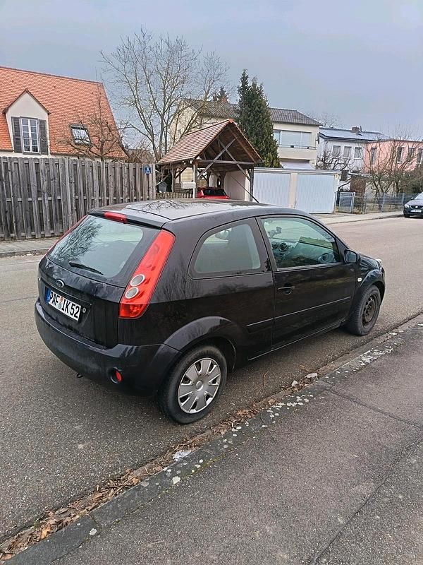 Gebraucht Ford Fiesta 60 PS (44 kW) 2008 Schwarz Kleinwagen
