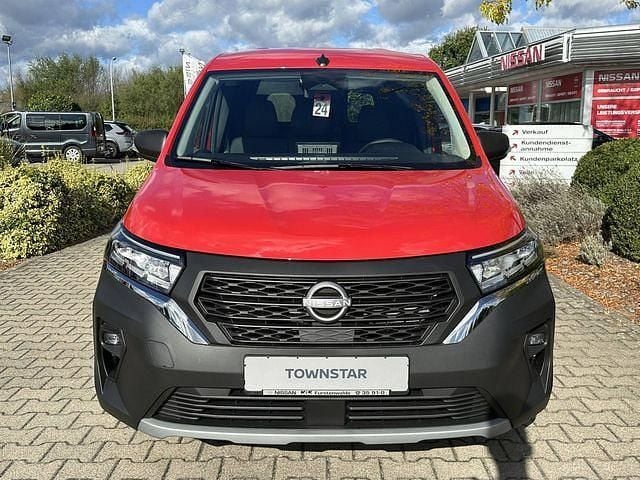 Gebraucht Nissan Townstar Acenta 131 PS (96 kW) 2025 Rot Van / Kleinbus