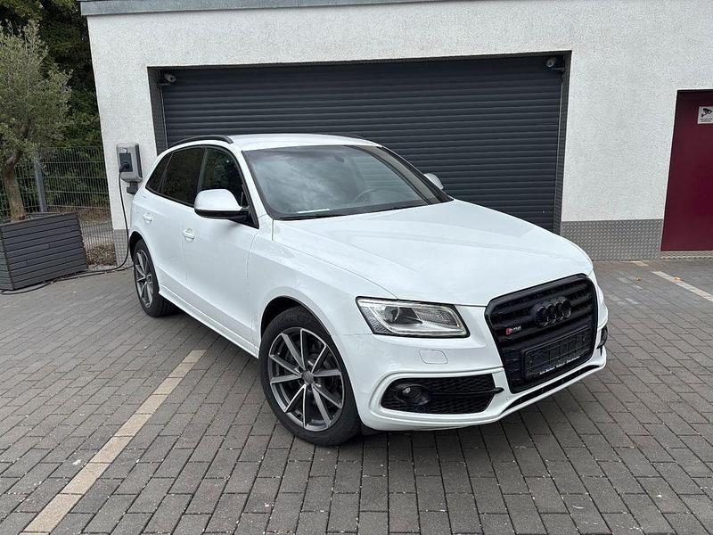 Weiß Gebraucht 2017 Audi SQ5 Competition SUV | 27.880 € (Fairer Preis) - Bild 1/4