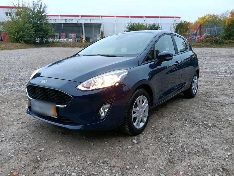 Blau Gebraucht 2019 Ford Fiesta Kleinwagen | 8.500 € - Bild 1/4