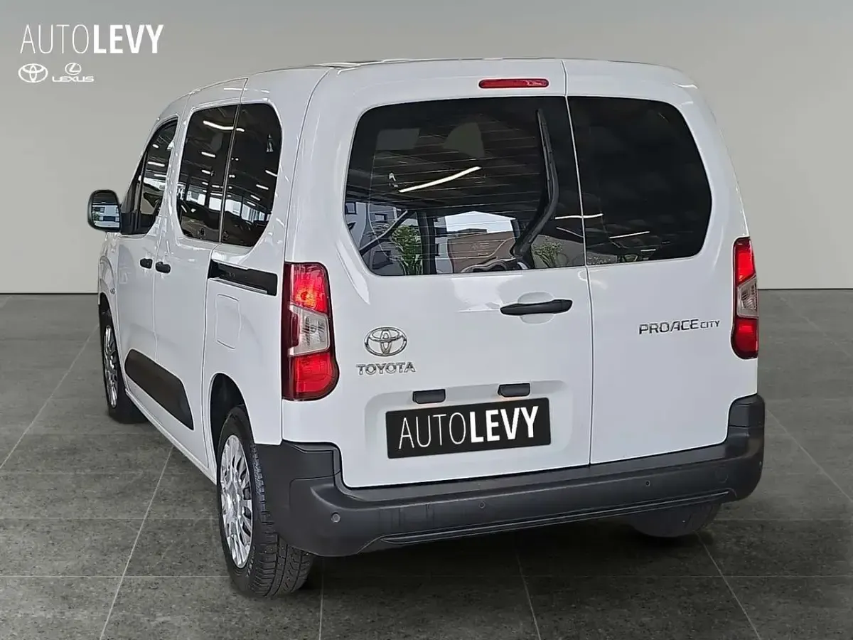 Gebraucht Toyota Proace Verso City 110 PS (80 kW) 2021 Weiß Kombi