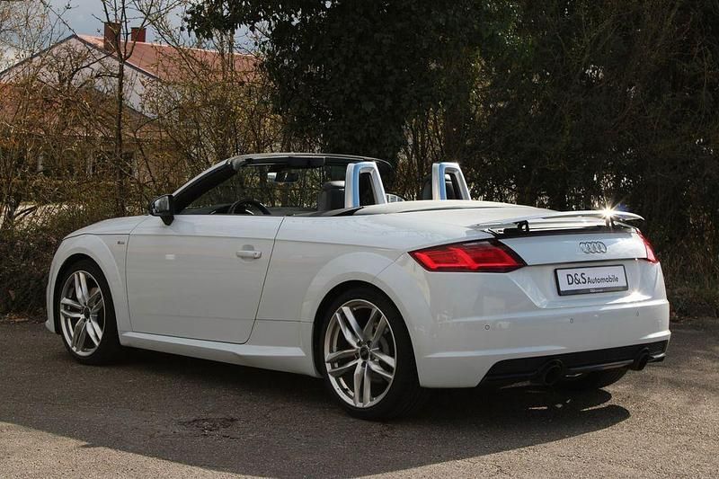 Gebraucht Audi TT Roadster Competition 230 PS (169 kW) 2017 Weiß Cabrio