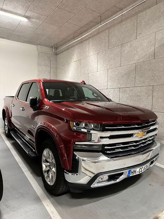 Gebraucht Chevrolet Silverado LTZ 426 PS (313 kW) 2021 Rot SUV