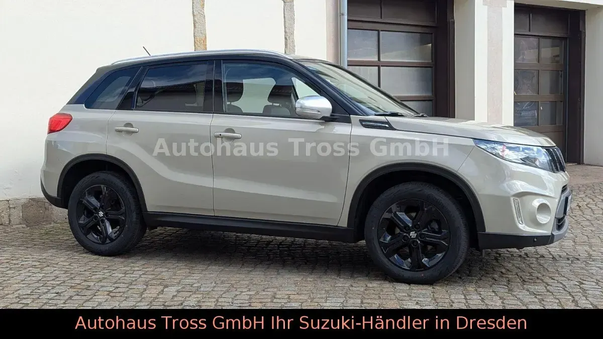 Używany Suzuki Vitara 140 KM (102 kW) 2017 Beżowy SUV