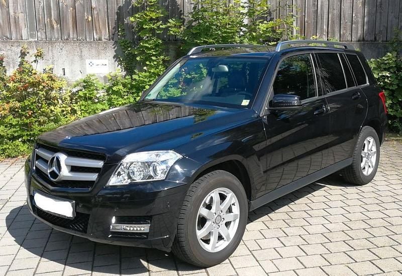 Gebraucht Mercedes GLK350 231 PS (169 kW) 2011 Schwarz SUV