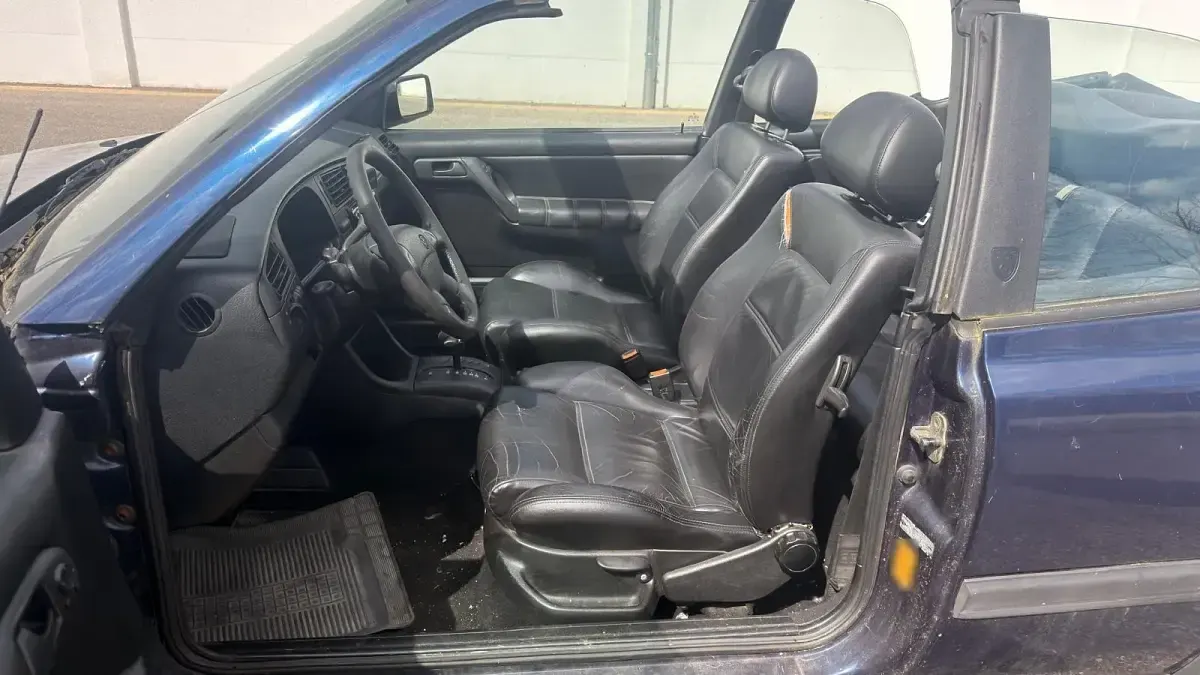 Gebraucht VW Golf 115 PS (84 kW) 1993 Blau Cabrio