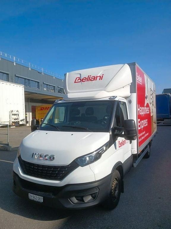 Gebraucht Iveco Daily 179 PS (131 kW) 2020 Weiß