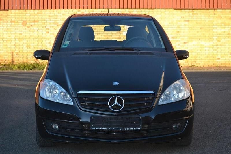 Gebraucht Mercedes A160 Elegance 95 PS (69 kW) 2010 Schwarz Van / Kleinbus