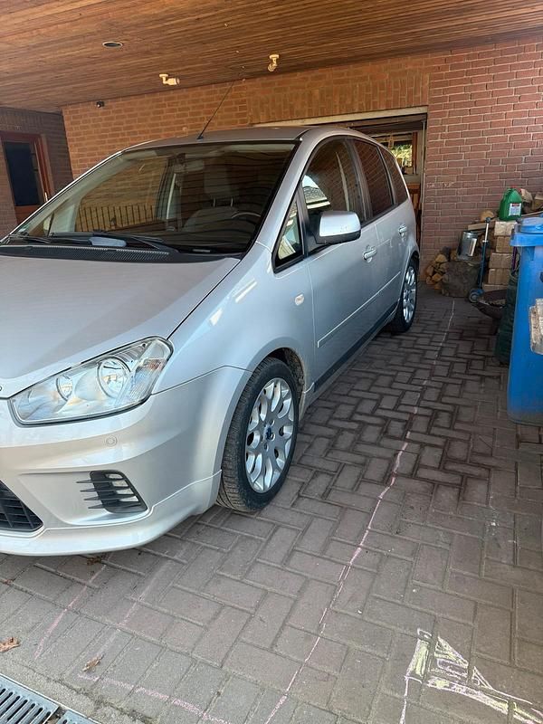 Gebraucht Ford C-MAX 110 PS (80 kW) 2010 Silber Van / Kleinbus