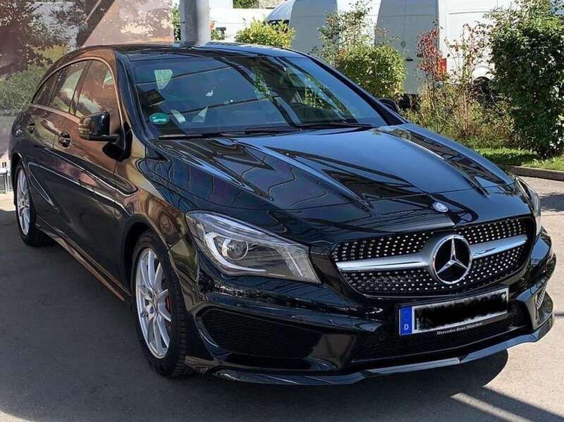 Schwarz Gebraucht 2015 Mercedes CLA250 Shooting Brake AMG line Kombi | 20.000 € (Fairer Preis) - Bild 1/1