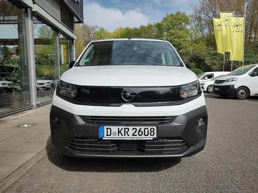 Nowe Opel Combo 110 KM (80 kW) 2026 Biały Minivan