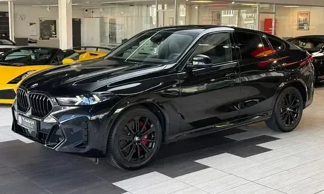 Gebraucht BMW X6 M Sport 298 PS (219 kW) 2024 Schwarz SUV