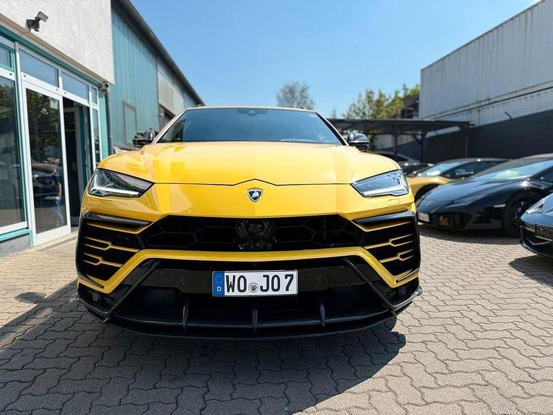Second-hand Lamborghini Urus 650 CP (478 kW) 2023 Galben SUV