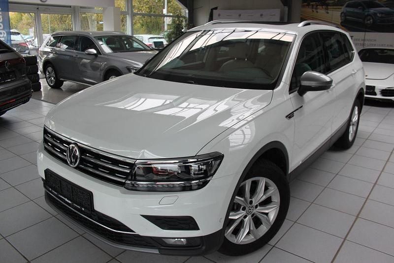 Pure white Gebraucht 2019 VW Tiguan Allspace Highline SUV | 28.490 € (Guter Preis) - Bild 1/4