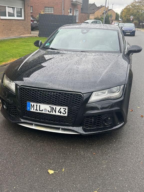 Schwarz Gebraucht 2011 Audi A7 S-Line Kleinwagen | 13.999 € (Etwas zu teuer) - Bild 1/4