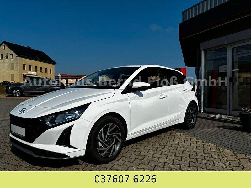 Neu Hyundai i20 90 PS (66 kW) 2026 Weiß Kleinwagen
