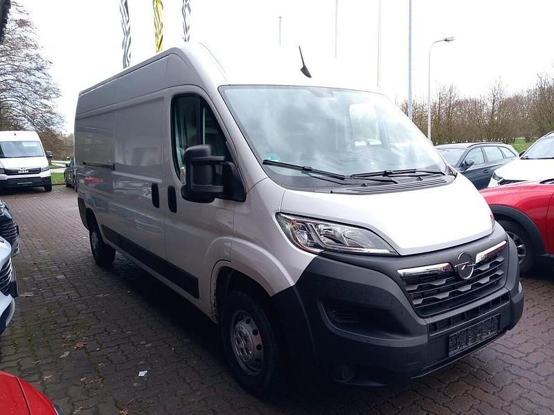 Gebraucht Opel Movano 120 PS (88 kW) 2022 Weiss Van