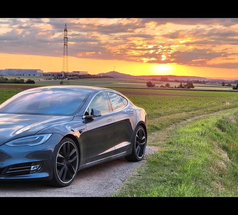 Gebraucht Tesla Model S 386 kW (525 PS) 2018 Grau Kleinwagen