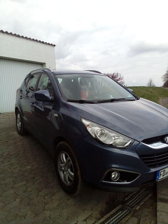 Gebraucht Hyundai ix35 Edition 135 PS (99 kW) 2013 Blau SUV
