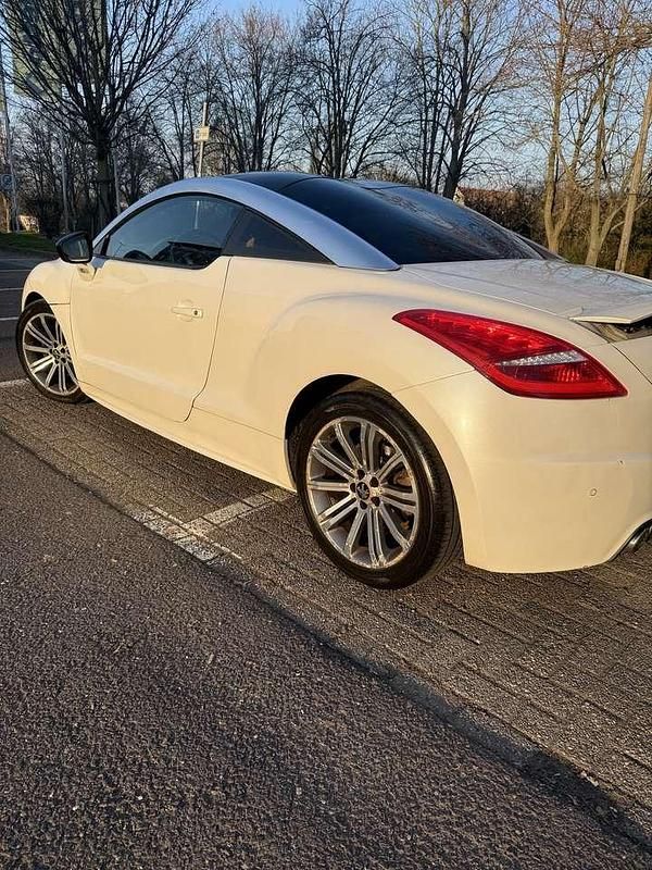 Gebraucht Peugeot RCZ 163 PS (119 kW) 2012 Weiß Coupé