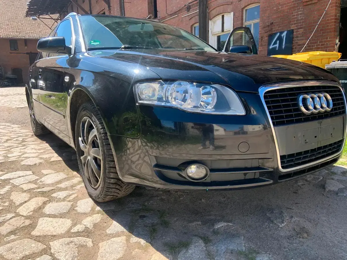 Second-hand Audi A4 140 CP (102 kW) 2007 Negru Break