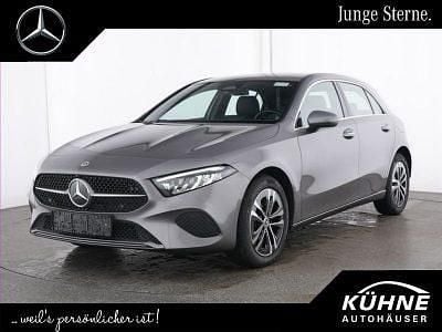 Grau Gebraucht 2024 Mercedes A250 Advanced Plus Limousine | 25.500 € (Superpreis) - Bild 1/4