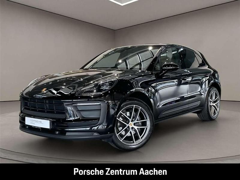 Gebraucht Porsche Macan 265 PS (194 kW) 2024 Schwarz SUV