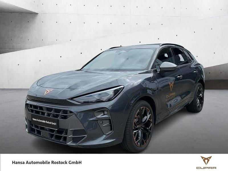 Grau Gebraucht 2025 Cupra Terramar SUV | 41.790 € (Superpreis) - Bild 1/4