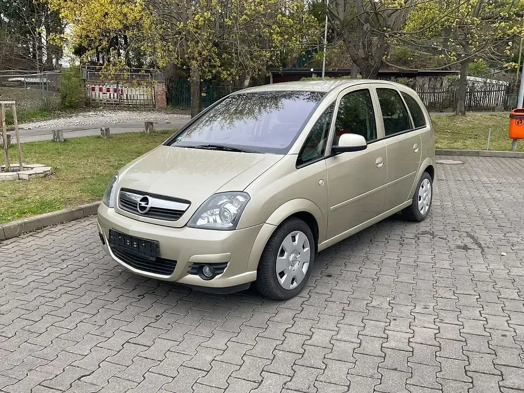 Second-hand Opel Meriva 105 CP (77 kW) 2008 Auriu Monovolum