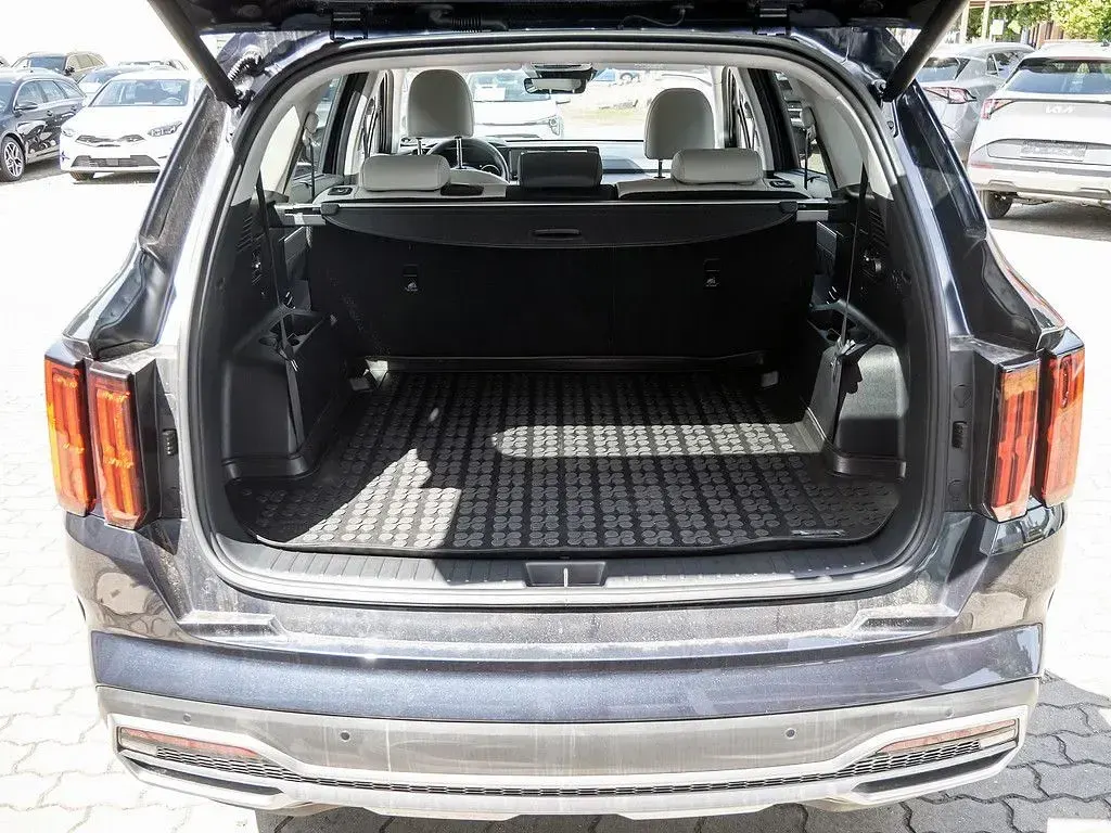 Gebraucht Kia Sorento Platinum 193 PS (141 kW) 2024 Blau SUV