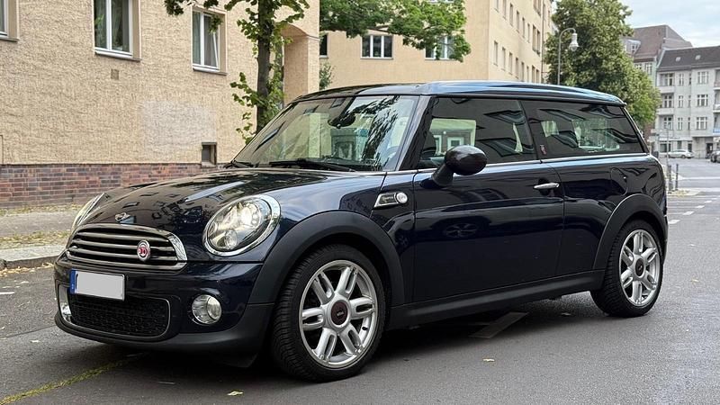 Blau Gebraucht 2011 Mini Cooper D Clubman Kombi | 6.790 € - Bild 1/4