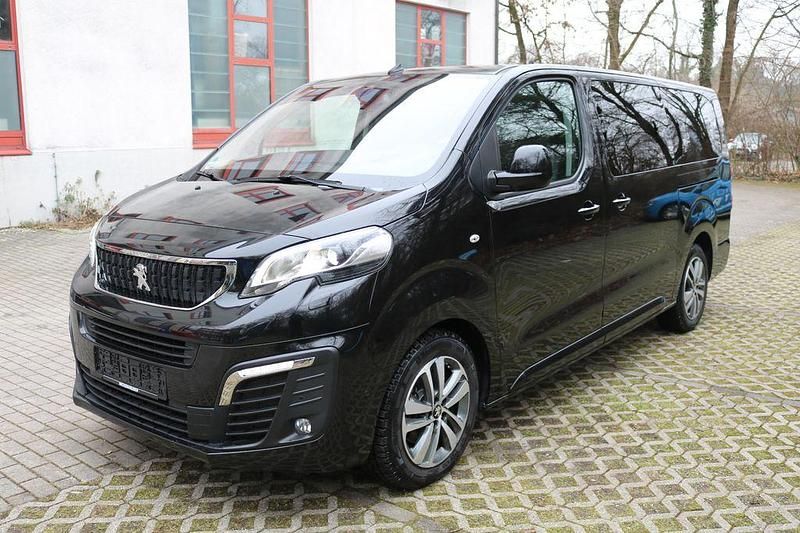 Gebraucht Peugeot Traveller Allure 177 PS (130 kW) 2017 Schwarz Van / Kleinbus