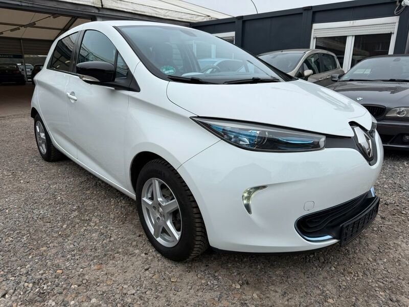Weiß Gebraucht 2013 Renault Zoe Kleinwagen | 3.390 € (Guter Preis) - Bild 1/4