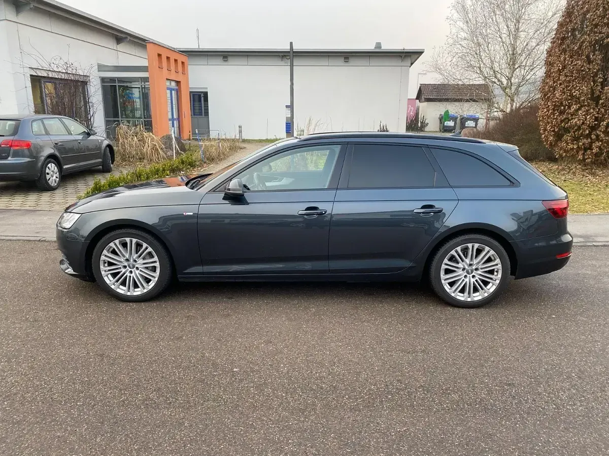 Gebraucht Audi A4 S-Line 218 PS (160 kW) 2016 Grau Kombi